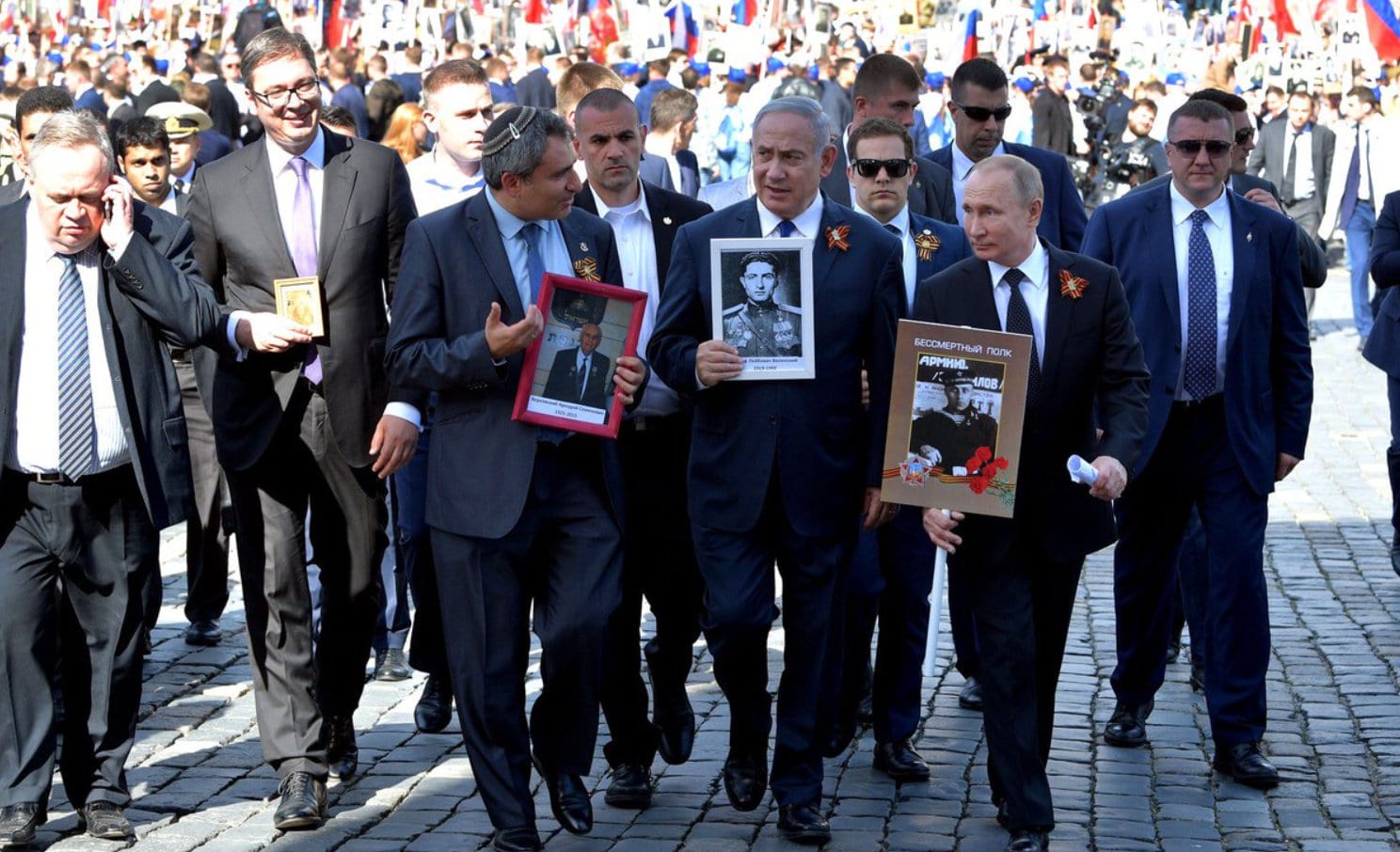 Massive Røde Plass parader i Moskva markerer seier over Hitler, Bjørn Ditlef Nistad, Putin, Netanyahu, Herland Report